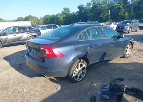 2014 Volvo S60 T5 z USA, uszkodzony, nr VIN YV1612FS8E2293227